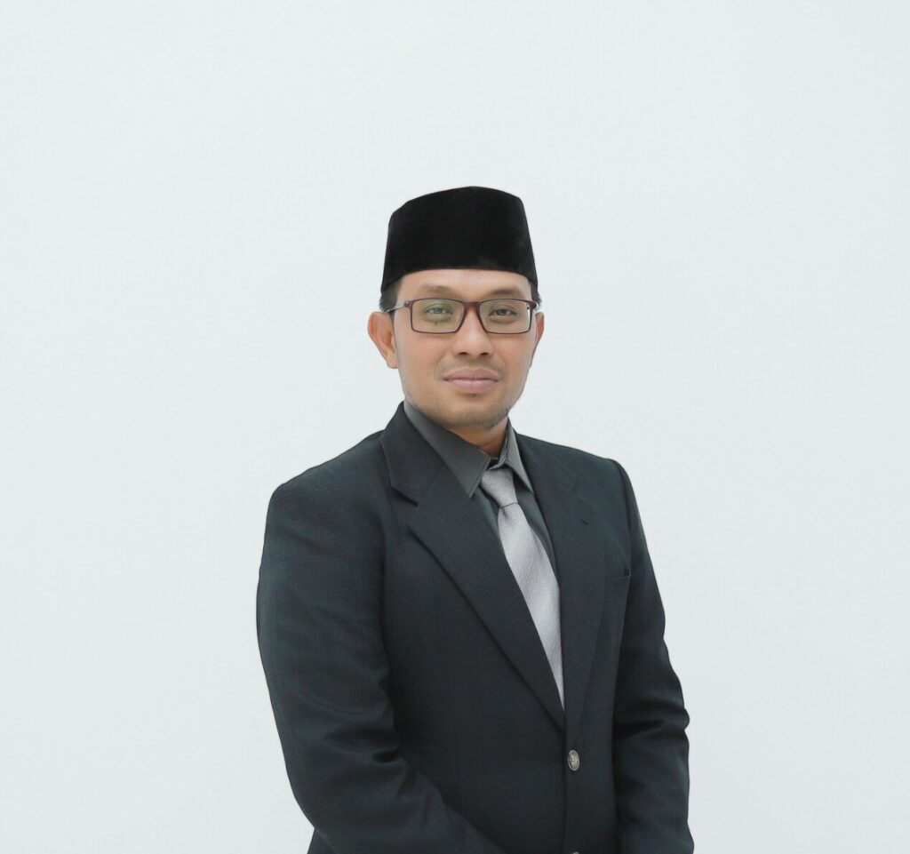 Mantan Camat Seunagan Timur Ns Salviar Evi M.H Kes, Photo Istimewa