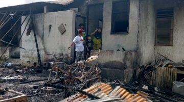 Rumah Dinas Karyawan PT. Socfindo Perkebunan Negeri Lama Dilalap Si Jago Merah.