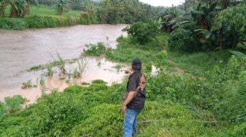 PEMBUANGAN LIMBAH, EMAS DENGAN SENGAJA DI BANTARAN SUNGAI WAY RATAI,