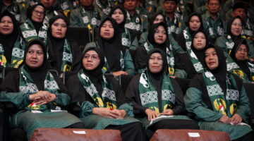 Wujud Penghargaan kepada Anggota, Kasad Berangkatkan 302 Calon Jamaah Umroh