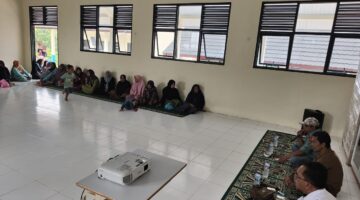 Ketua LSM Trinusa DPC Kabupaten Serang Berikan Edukasi Kenakalan Remaja dan Ajak Sinergi Majukan Pendidikan di SMPN 3 Padarincang
