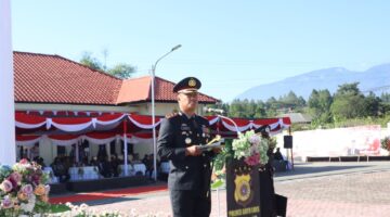 Kapolres Gayo Lues Serahkan Piagam Kehormatan kepada Bara News sebagai Simbol Kemitraan dan Komitmen Bersama untuk Daerah