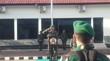 Upacara Gabungan 17-an di Kodim 1617/Jembrana, Dandim Tekankan Sinergi dan Kesiapsiagaan