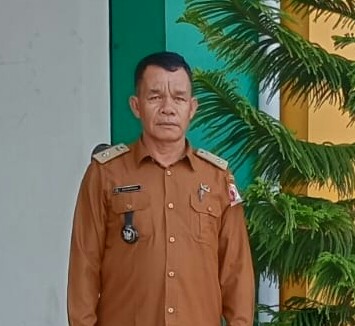 Kalamuddin Keuchik Gampong Kuta Padang Kecamatan Suka Makmue Kabupaten Nagan Raya Provinsi Aceh 