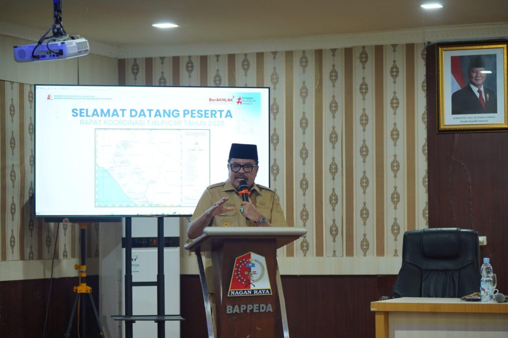 Bupati Nagan Raya Dr. Teuku Raja Keumangan.SH.MH