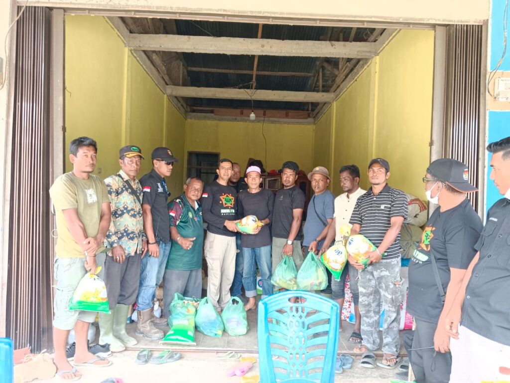 Relawan RAPI Nagan Raya Provinsi Aceh Salurkan Bantuan Sosial Untuk Warga Korban Banjir Beutong Ateuh Banggalang 