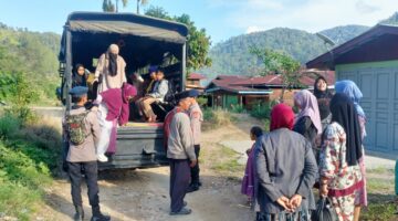 Brimob Aceh, Adalah Sahabat Anak, Peduli Terhadap Dunia Pendidikan