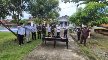 Kejari Nagan Raya Tegaskan Komitmen Penegakan Hukum Lewat Pemusnahan Barang Bukti